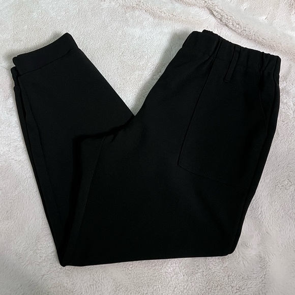 One by Chapter One | Black Jogger Pants Medium - Picture 1 of 4